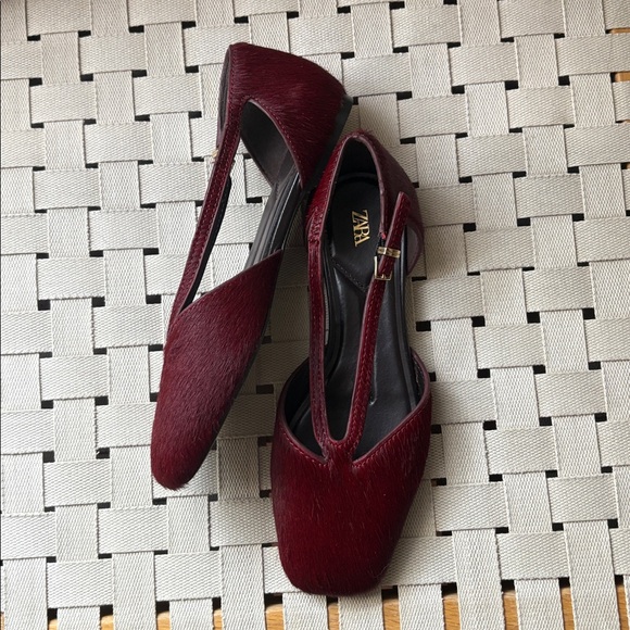 Zara Strappy Furskin Leather Ballet flats with Buckle Detail women’s 36 US 6 - Picture 10 of 10